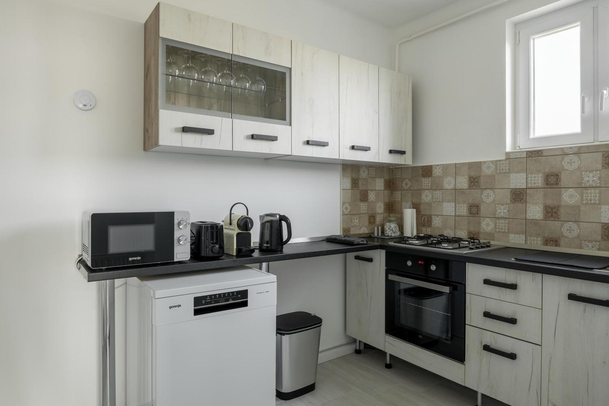 Malompark Apartman With Free Parking Debrecen Exterior photo